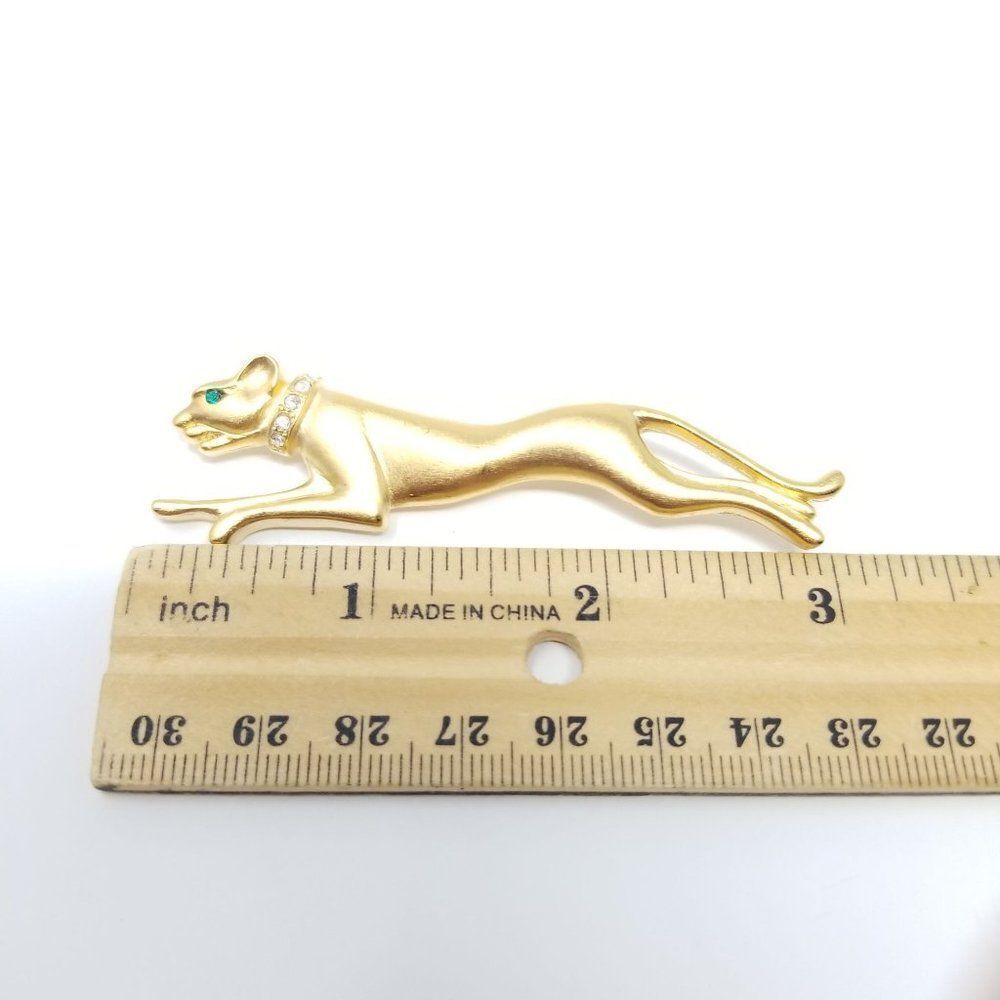 Gold Panther Brooch with Crystal Collar - Elegant Women's Jewelry - Picture 5 of 6
